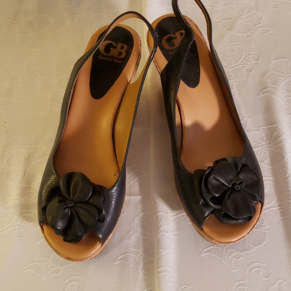 Gianni Bini wedges
